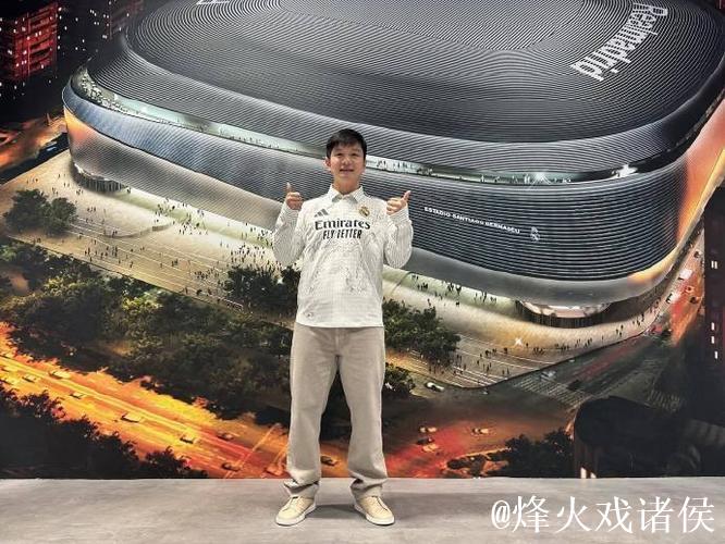 外国小球迷追星樊振东,退场合影展现暖心风范 外国小球迷追星樊振东,退场合影展现暖心风范